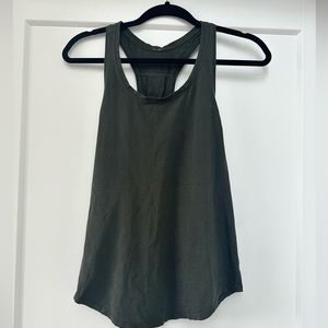 Lululemon tank top